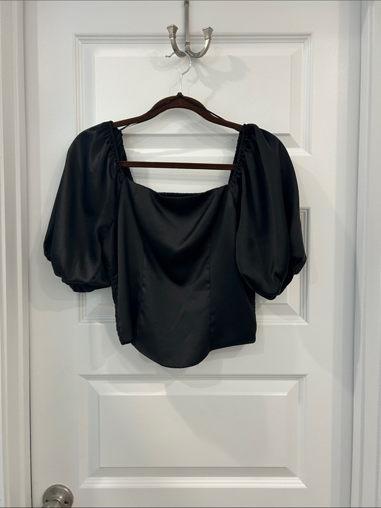 Ro & De Tops - Ro & De Black Satin Puff-Sleeve Square-Neck Blouse